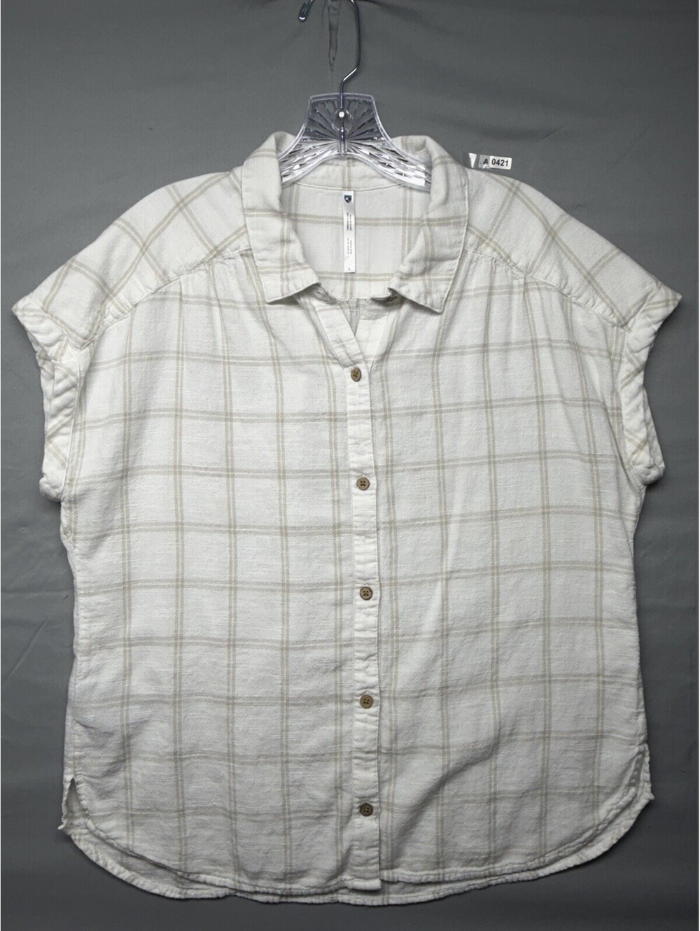 Kuhl Shirt Womens Large White Plaid Wylde Very Short Sleeve Button Down Shirt